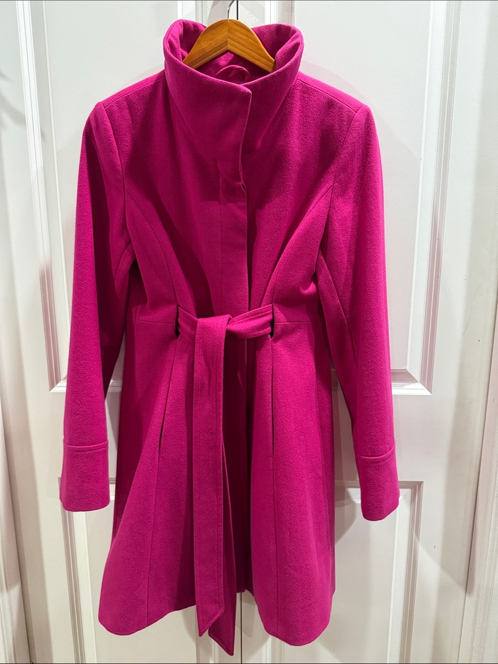 Old Navy Bright Magenta Belted Trench Coat 60% Wool Holidays Preppy
